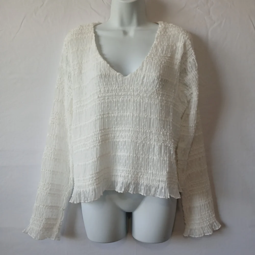 Lost & Wander Off White  Ruffled Long Sleeve Blouse NWT Texture Chic Office Wear
